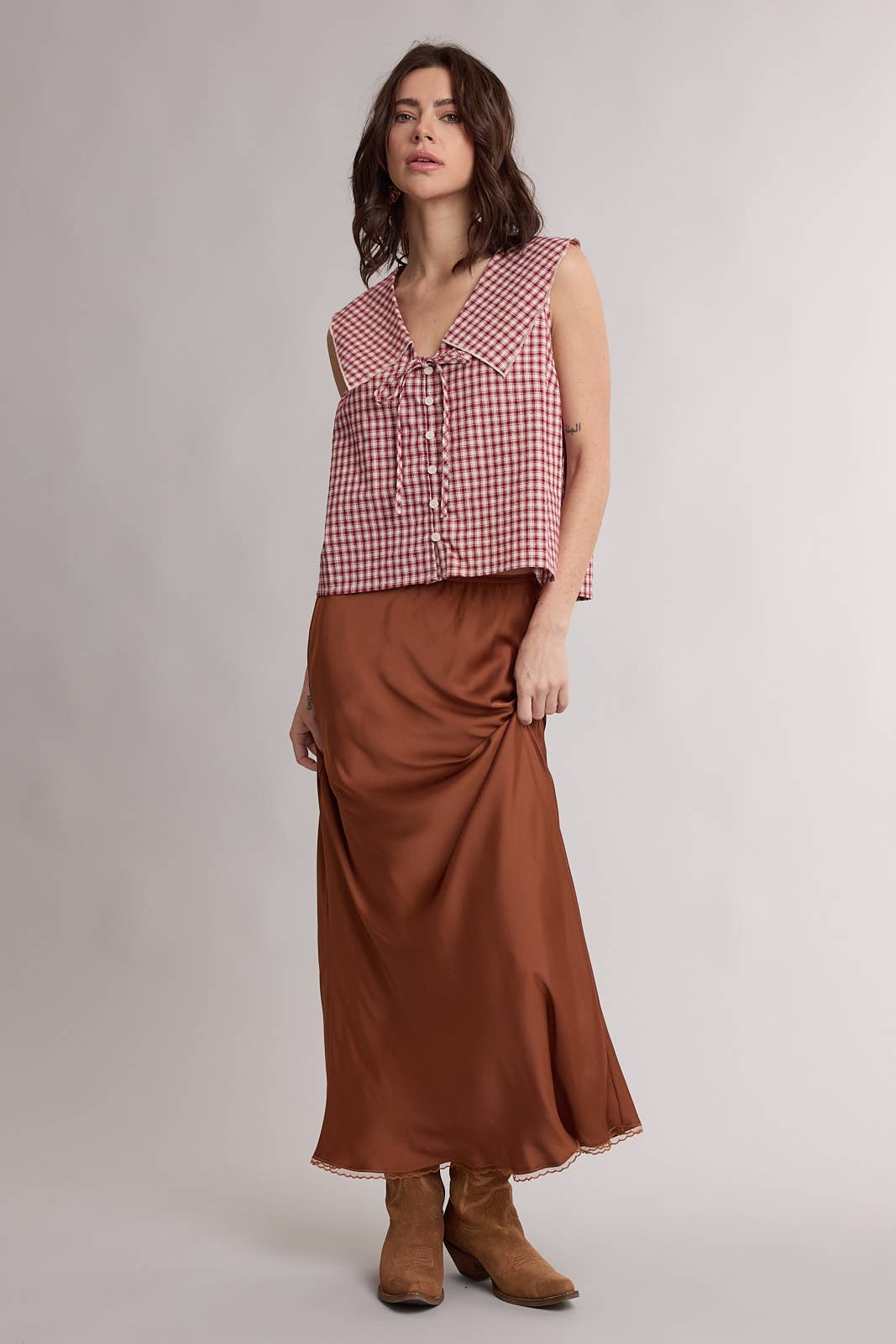 LACE TRIM MIDI
