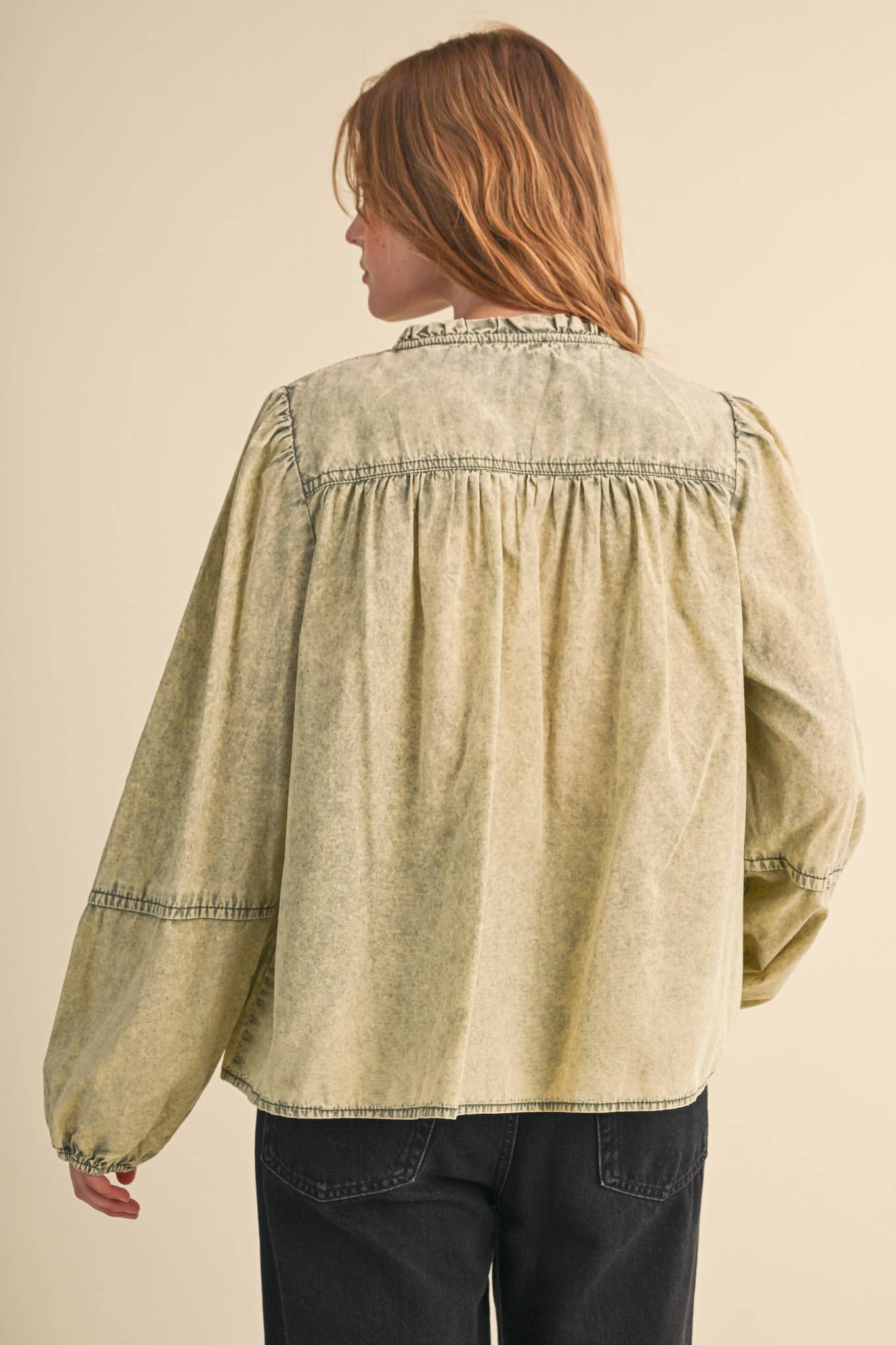 WASHED BUTTON TOP