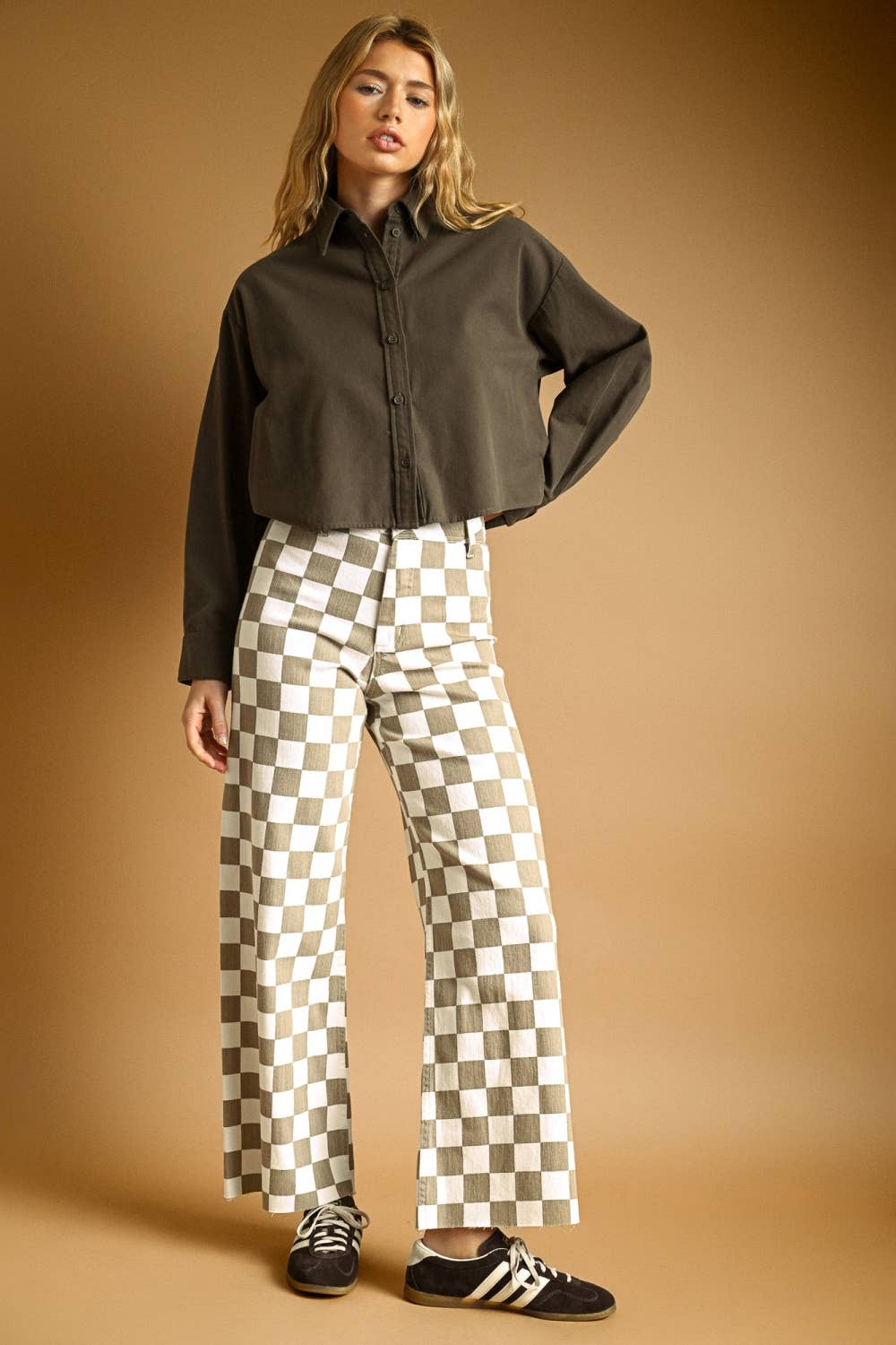 OLIVE BUTTONDOWN CROP SHIRT