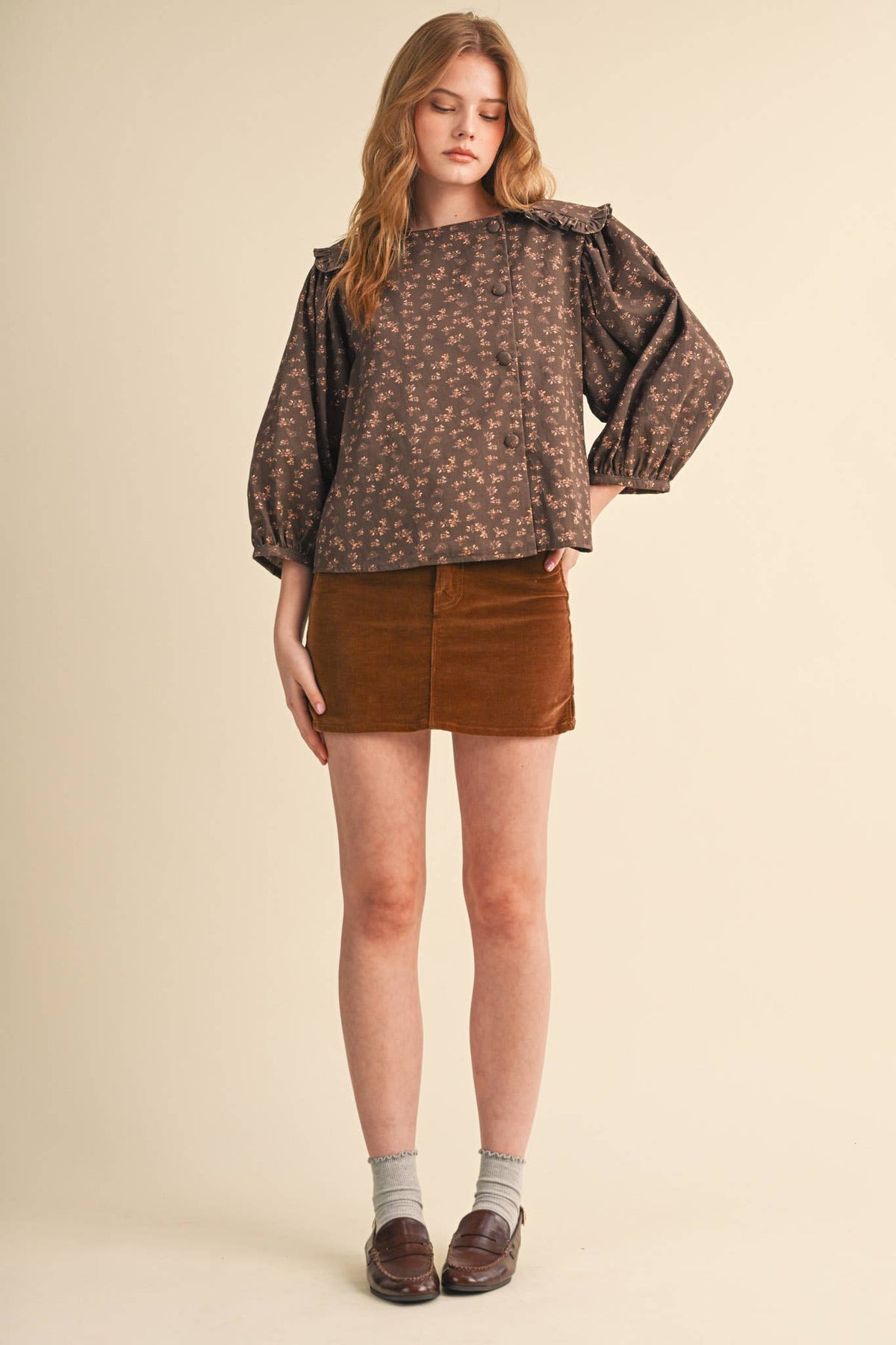 FLORAL TOP WITH RUFFLED SAILOR COLLAR