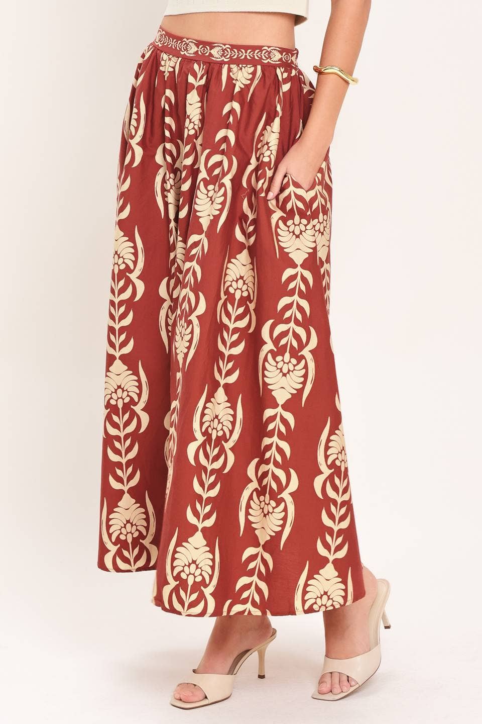 A printed woven ankle skirt