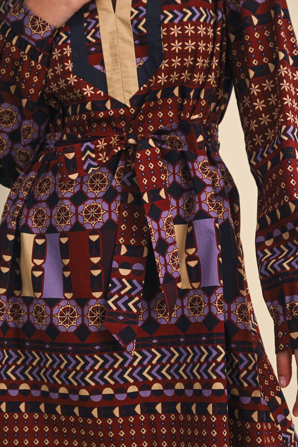 PRINT BELTED MINI DRESS
