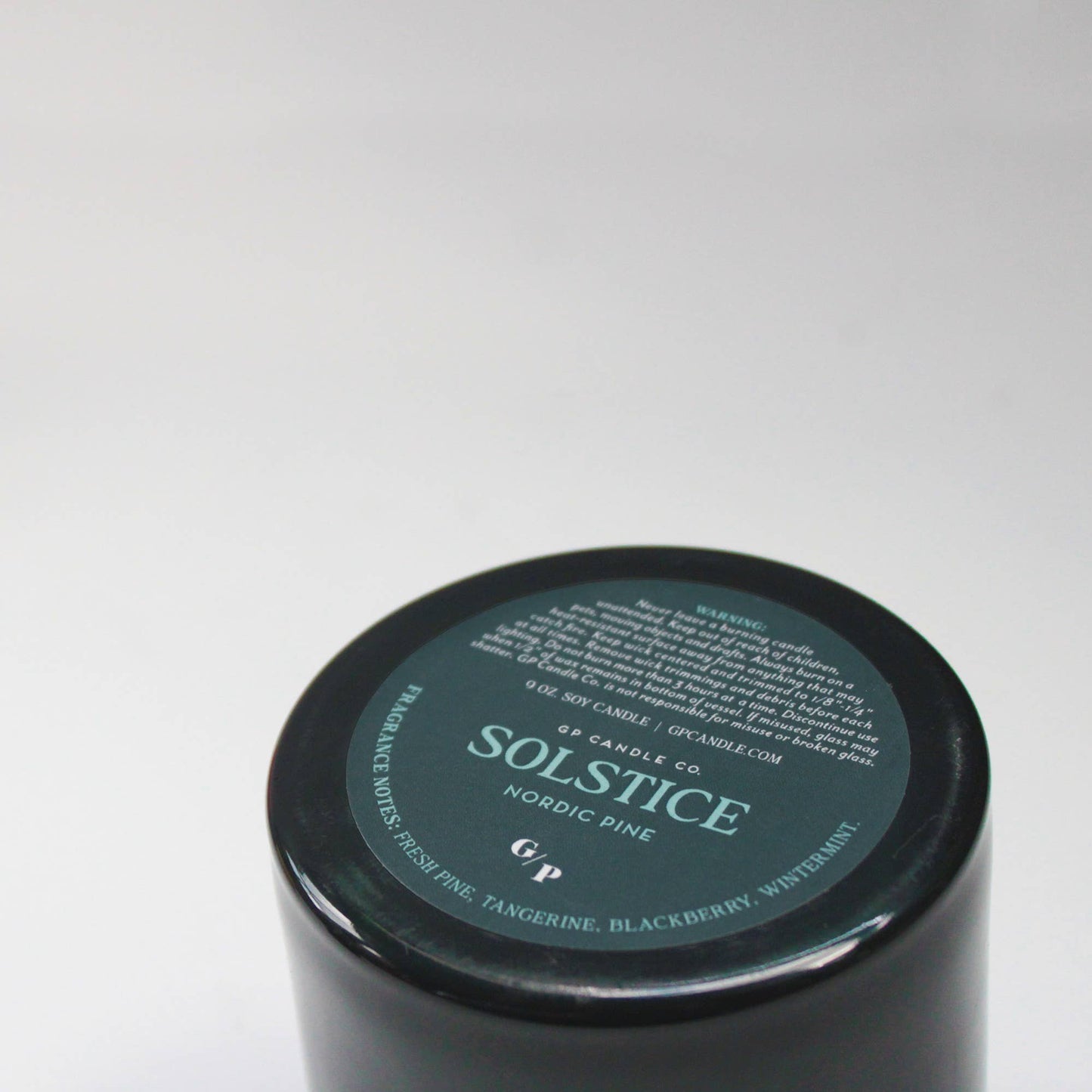 Solstice 9 oz. Hue Candle (Nordic Pine)