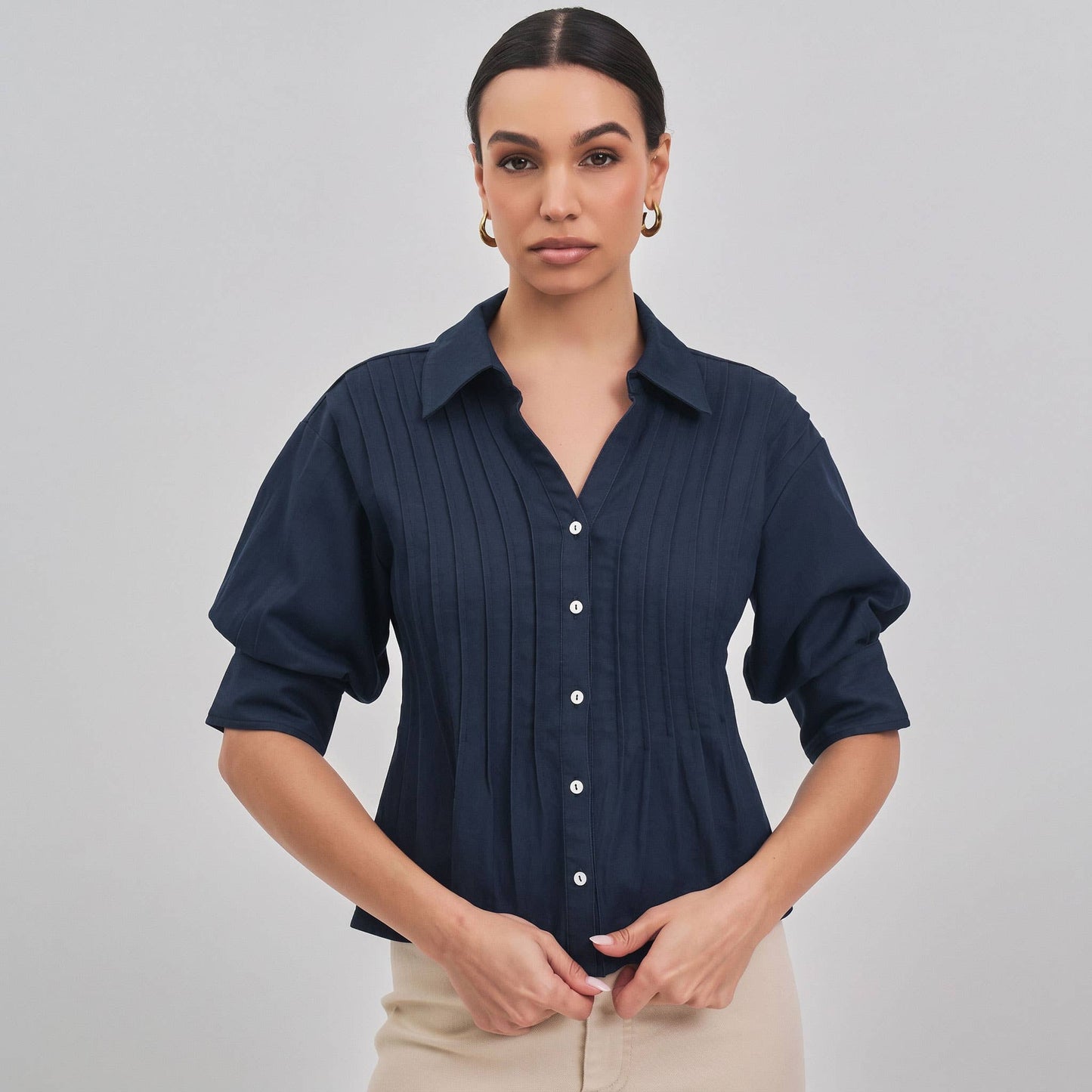 Short sleeve pinktuck shirt