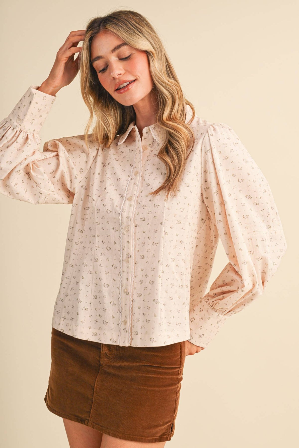 FLORAL BUTTON UP WITH LACE TRIM