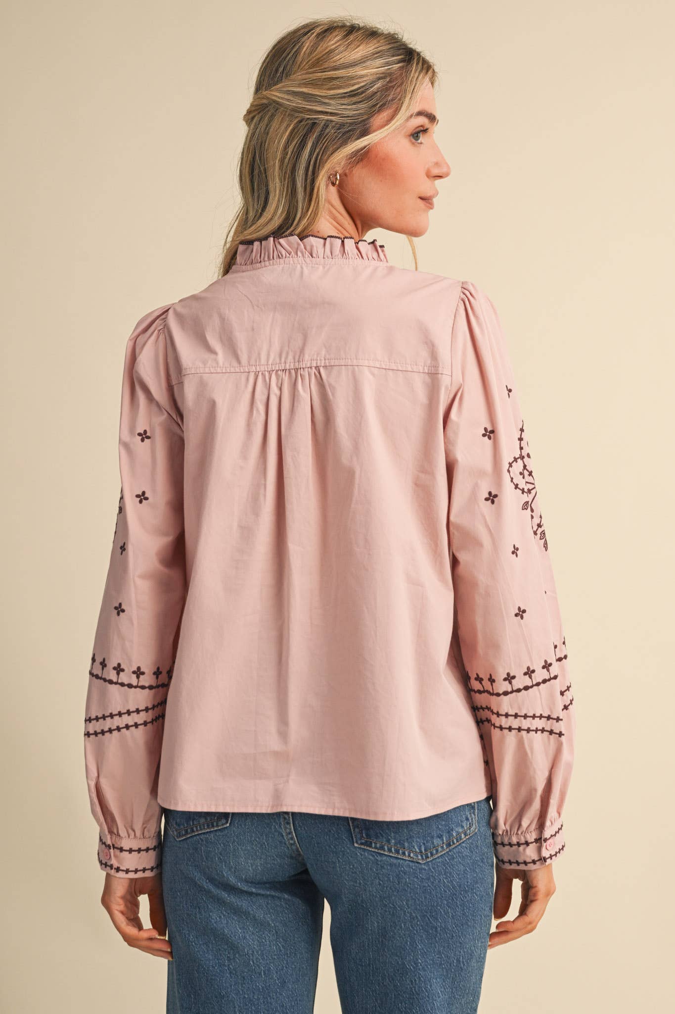 EMBROIDERED BUTTON UP TOP