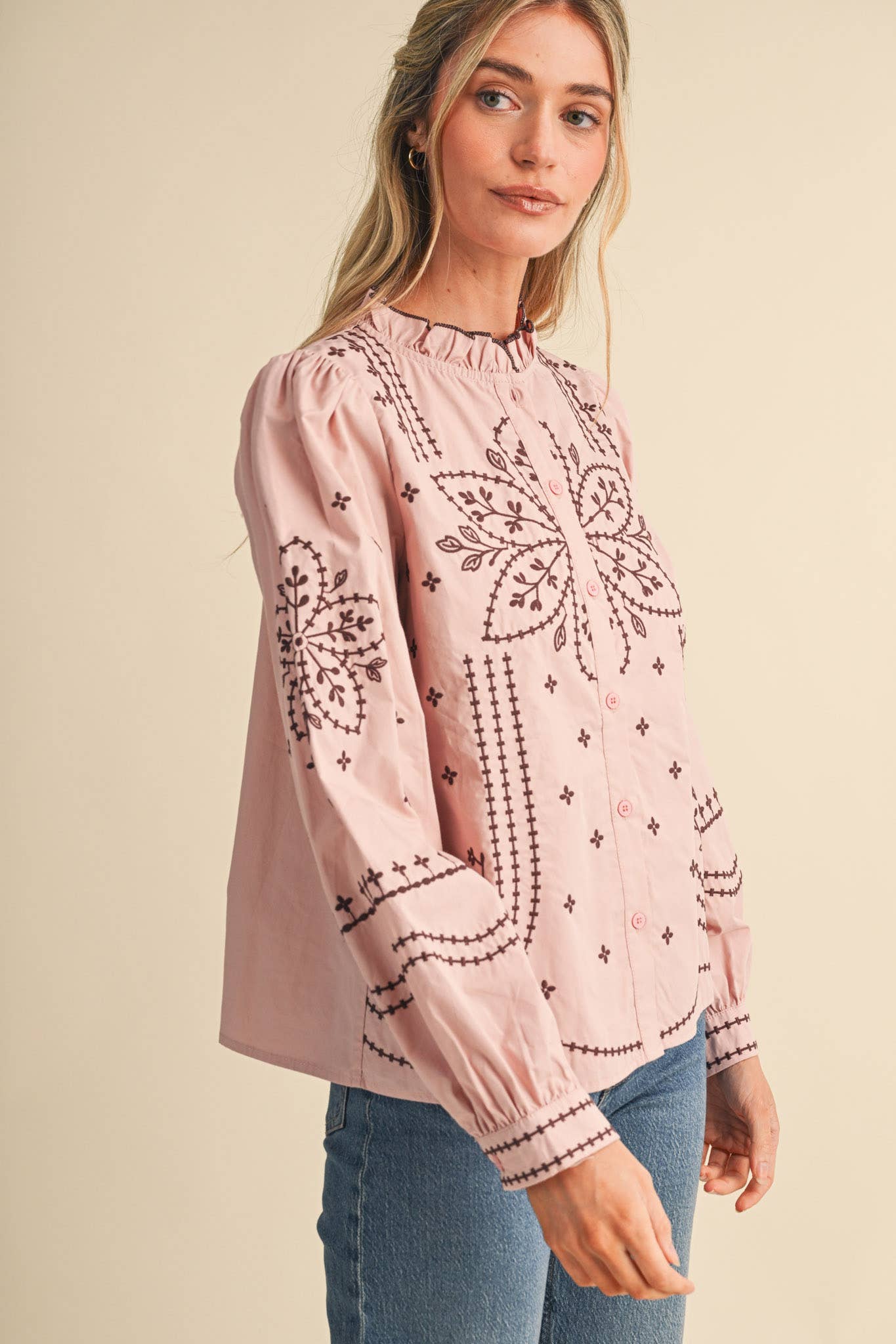 EMBROIDERED BUTTON UP TOP