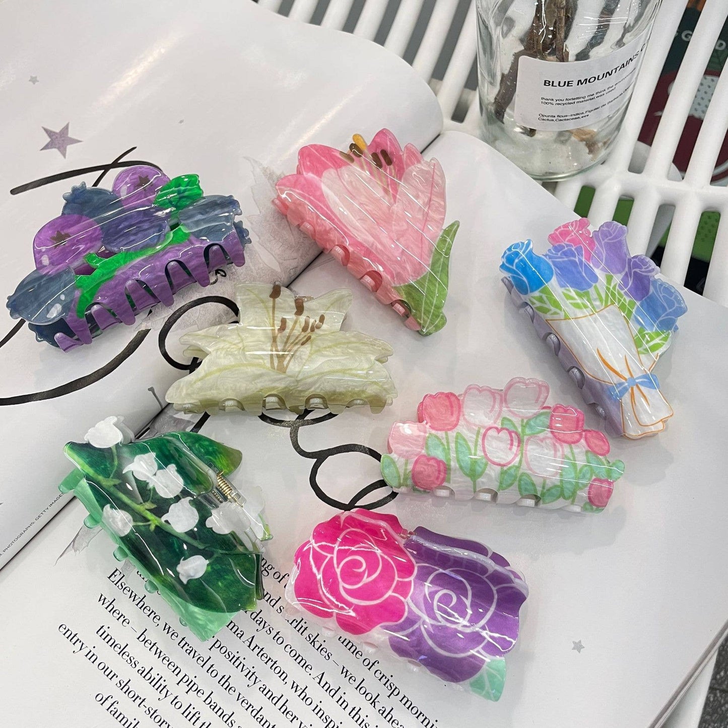 Dopamine-Style Floral Hair Clip Holiday Hair Accessory