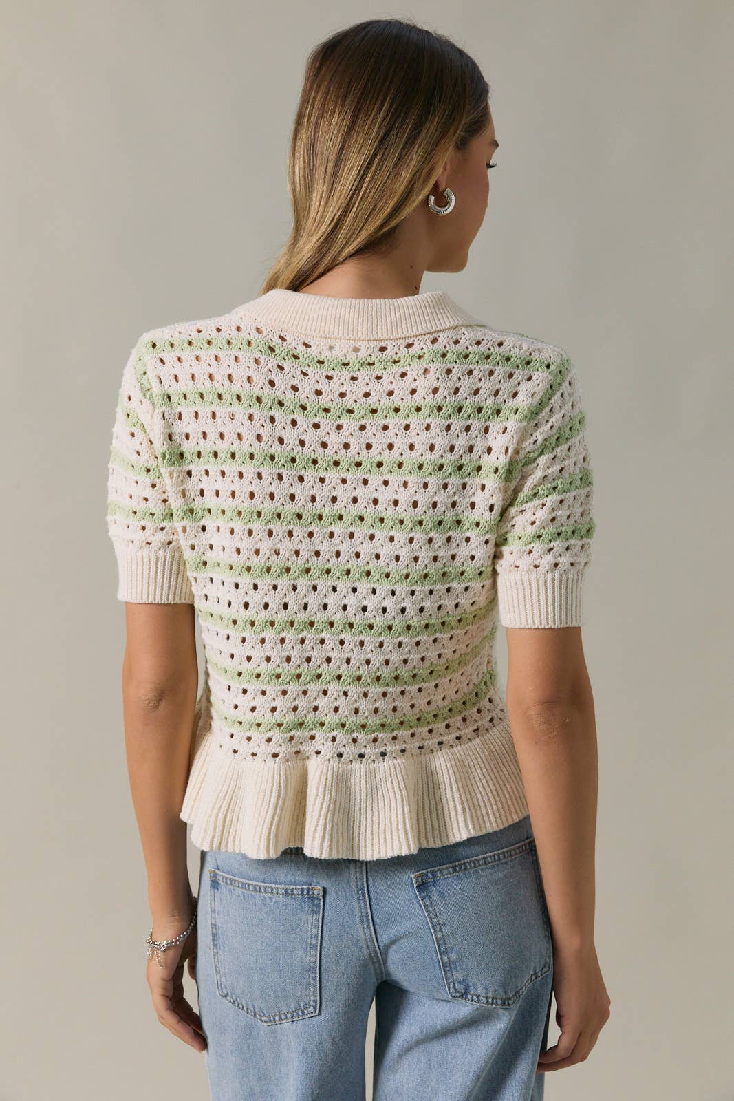 TWO-TONE KNIT WITH RUFFLE