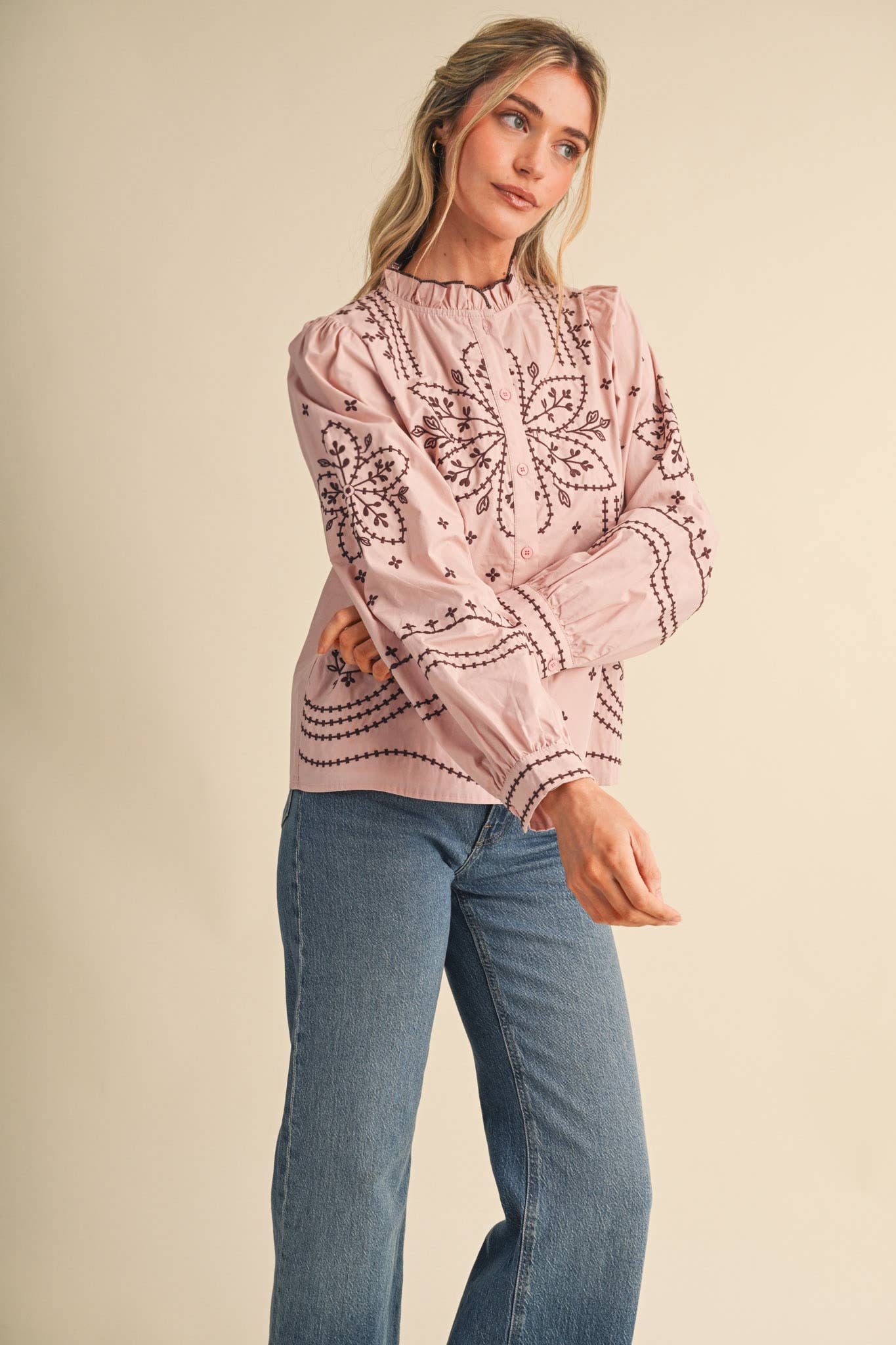 EMBROIDERED BUTTON UP TOP