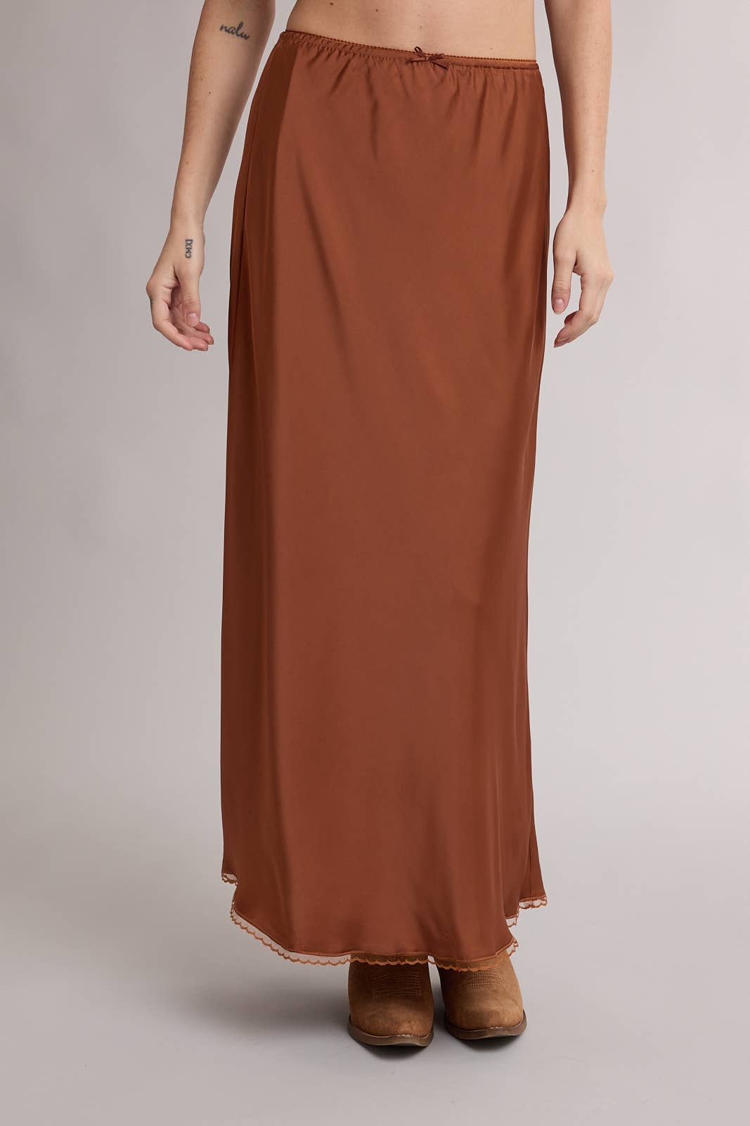 LACE TRIM MIDI