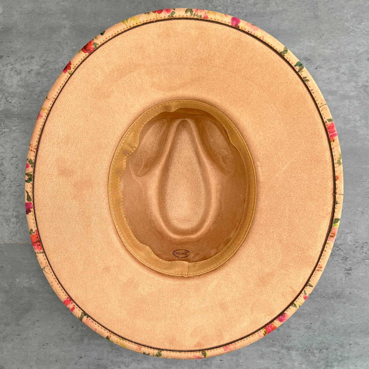 Red Roses Suede Rancher Hat - Pinched Front