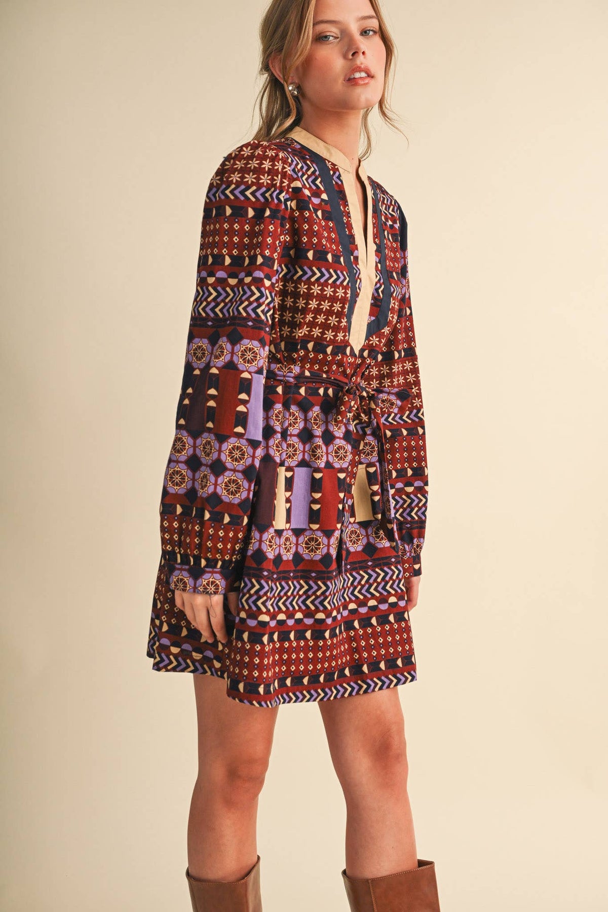 PRINT BELTED MINI DRESS