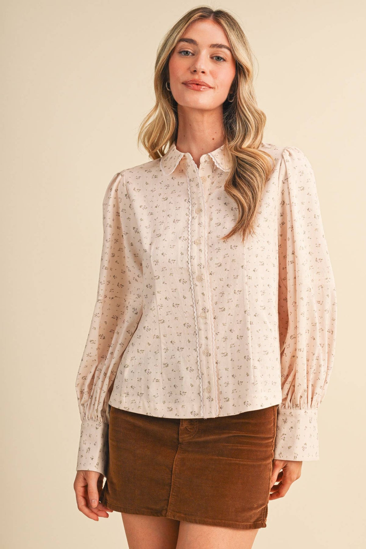 FLORAL BUTTON UP WITH LACE TRIM
