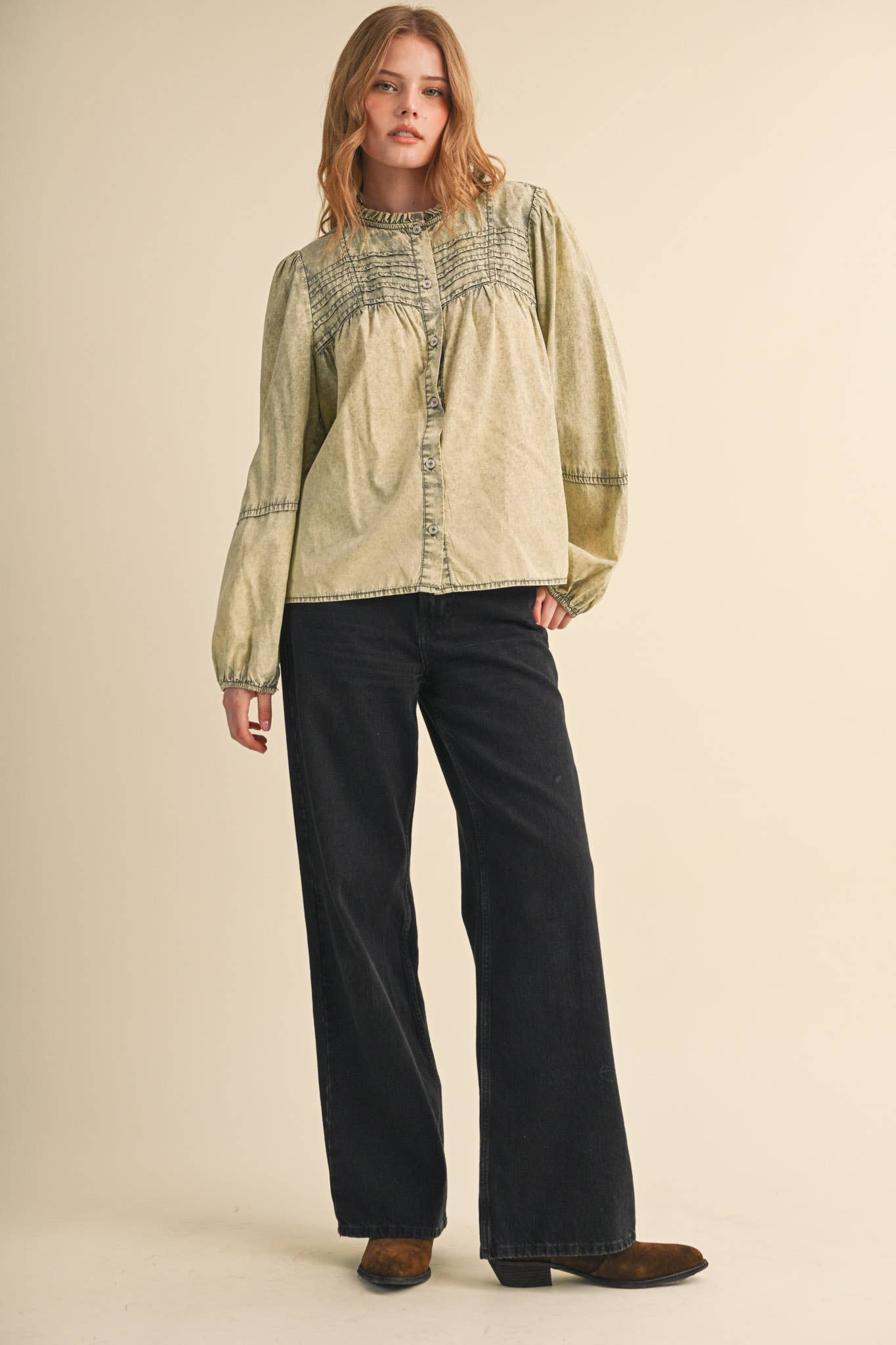 WASHED BUTTON TOP