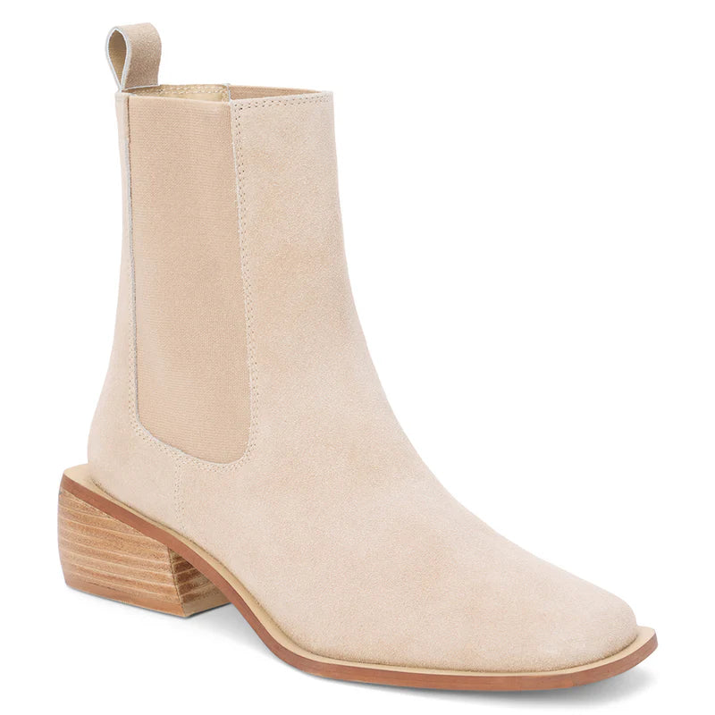 Effie Taupe