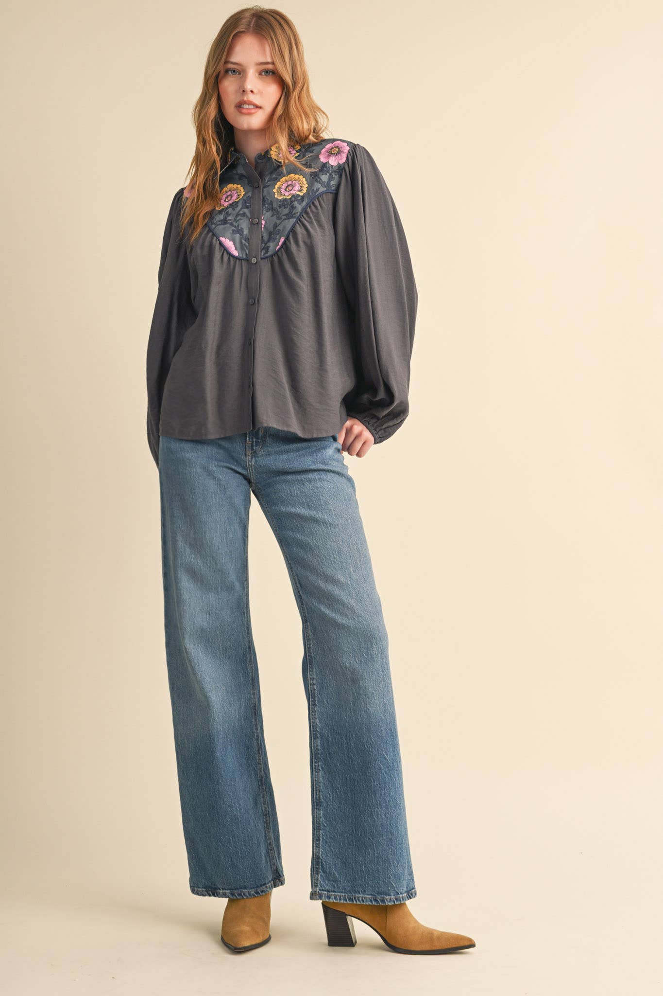 YOKE BUTTON UP TOP