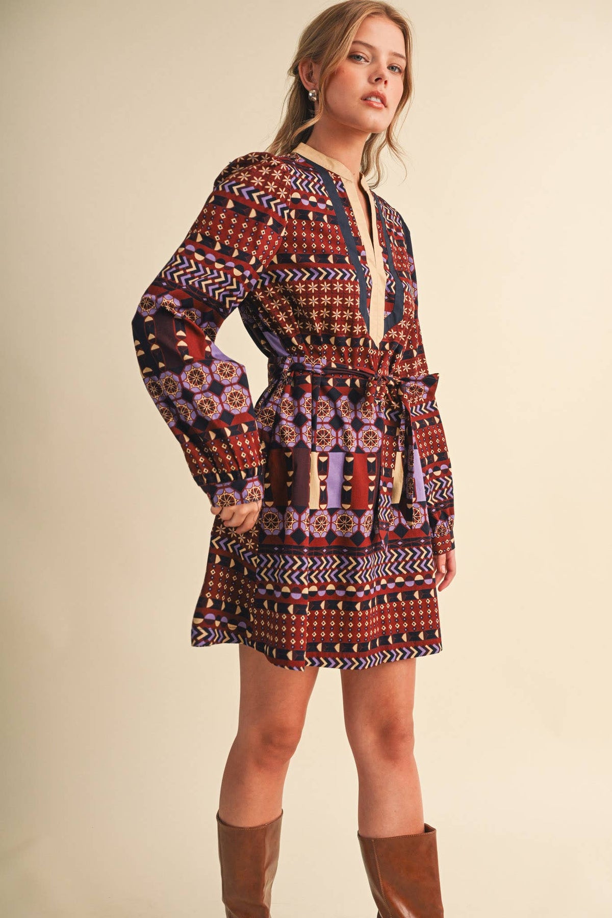 PRINT BELTED MINI DRESS