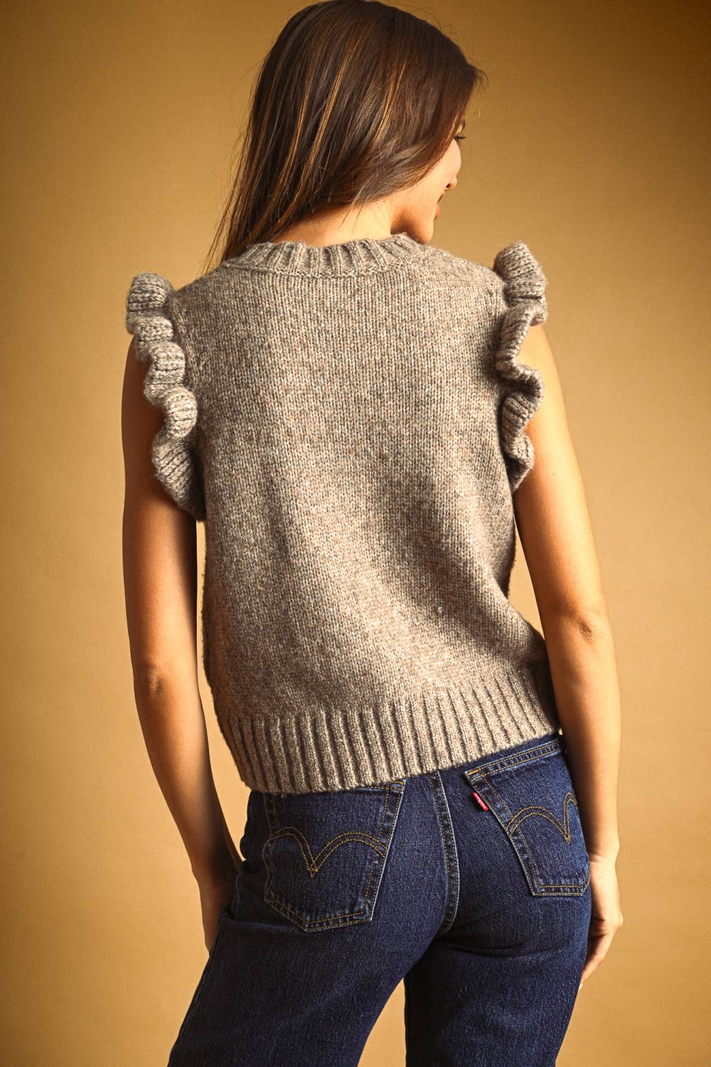 RUFFLE SWEATER TOP