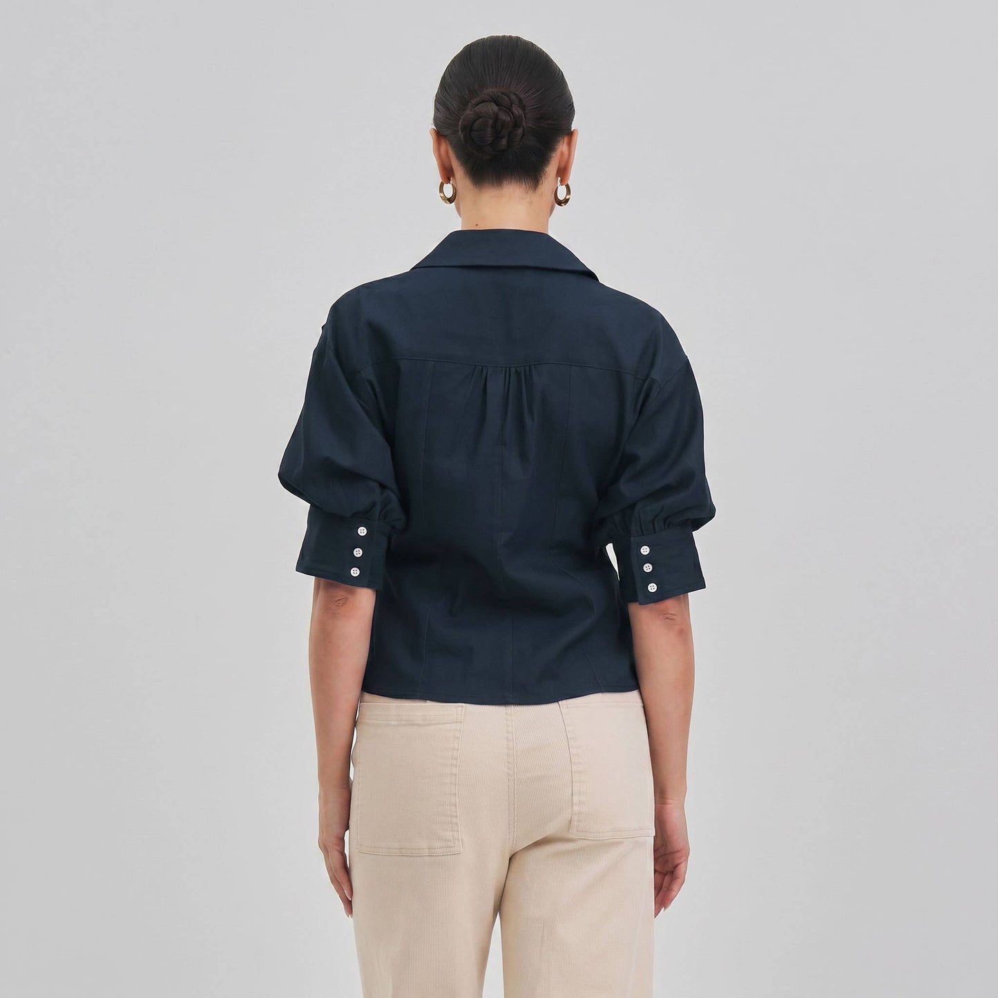 Short sleeve pinktuck shirt